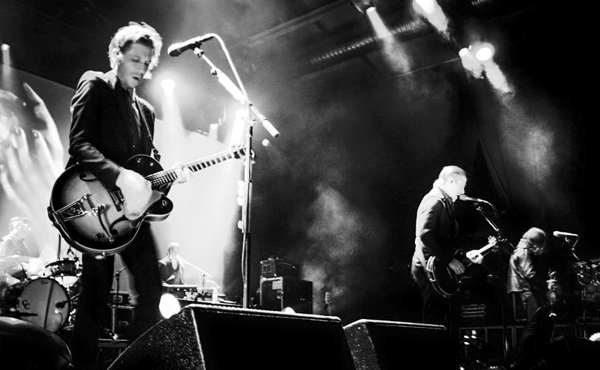 Foto von Interpol auf der Bühne der Berliner Columbiahalle