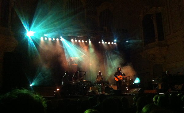 Junip in der Laeiszhalle in Hamburg (Foto: Tine Ohlau)