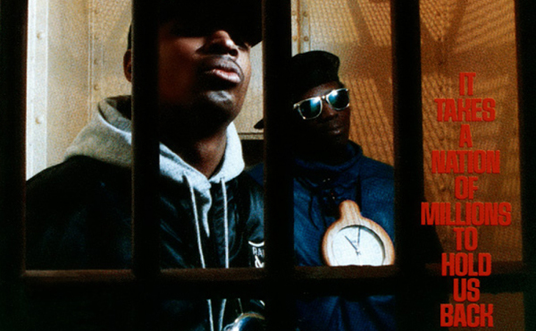 Cover des Albums It Takes A Nation Of Millions To Hold Us Back von Public Enemy
