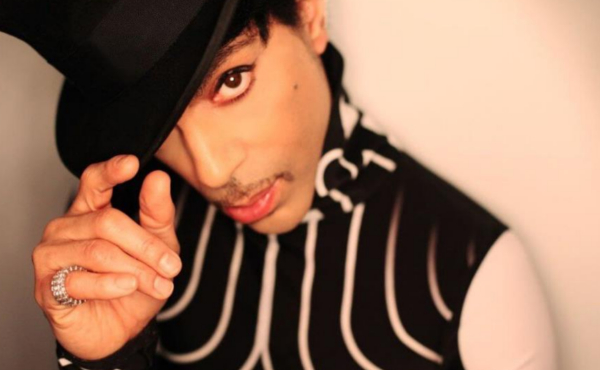 "Live Out Loud" – neuer Song von Prince und seiner Band 3rd Eye Girl im Stream