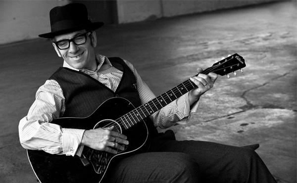 Elvis Costello wird 60