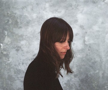 Molly Burch – „Please Be Mine“ (Album der Woche)