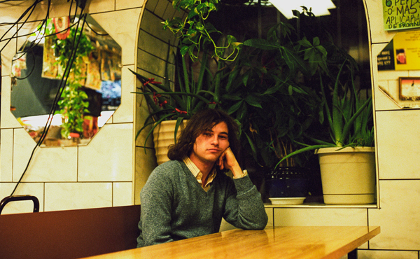 Jever Kneipenkonzert mit Ryley Walker und The Weather Station am 11. September im Hamburger Aalhaus