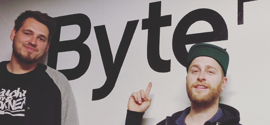 Neonschwarz im ByteFM Magazin