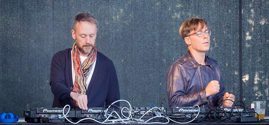 Foto von Basement Jaxx beim Quart Festival in Kristiansand, Norwegen (Foto: Tore Sætre / Wikimedia) 