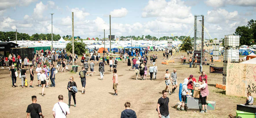 Ansicht vom Gelände des Roskilde Festivals (Foto: Benjamin Legarth)