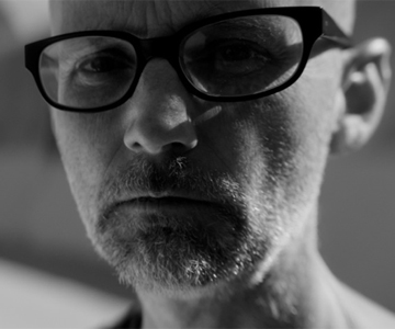 Moby kündigt neues Album an: „Everything Was Beautiful, And Nothing Hurt“