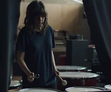 Courtney Barnett: neues Teaser-Video „Tell Me How You Really Feel“