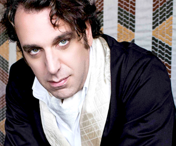 Chilly Gonzales covert Daft Punk, Drake und Lana Del Rey