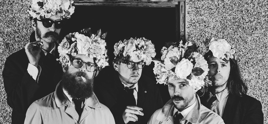 Idles – „Danny Nedelko“