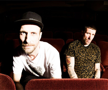 Sleaford Mods veröffentlichen neuen Song „Kebab Spider“