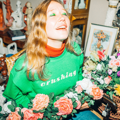 Cover des Albums „Crushing“ von Julia Jacklin