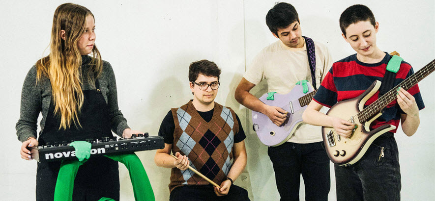 Bild von der Band Frankie Cosmos (Foto: Loroto Productions)