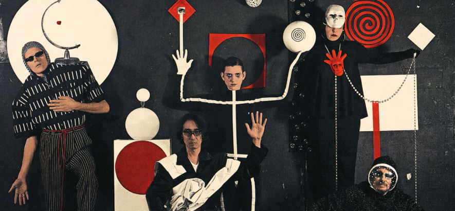 Vanishing Twin – „KRK (At Home In Strange Places)“