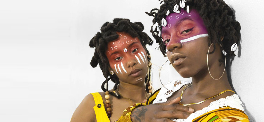 HipHop-Duo Oshun, Interpretinnen von „Blessings On Blessings“, unserem Track des Tages