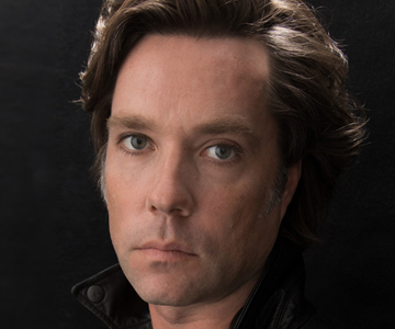 Rufus Wainwright veröffentlicht den neuen Song „Trouble In Paradise“