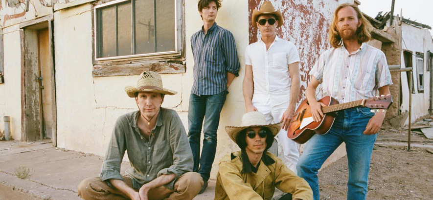 Foto der Band Deerhunter. ihr Song „Timebends“ ist unser Track des Tages.