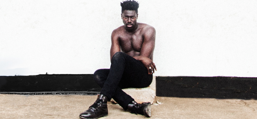 Der in Los Angeles ansässige Künstler Moses Sumney. Seine Single „Virile“ ist heute unser Track des Tages.