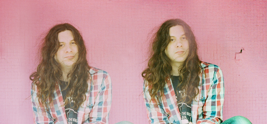 Vorzeige-Slacker Kurt Vile wird 40 Jahre alt.