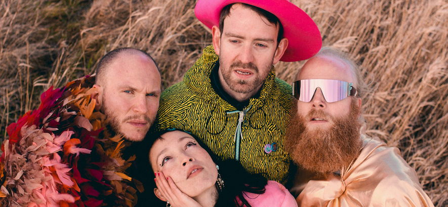 Little Dragon kündigen neues Album „New Me, Same Us“ an