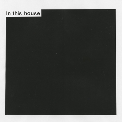 Bild des Albumcovers „In This House“ von Lewsberg