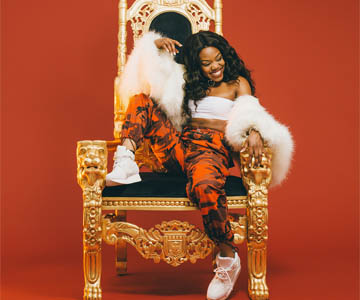 Lady Leshurrs Battle-Track „DIV“ von ihrer EP „Astronaut“