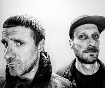 „Shortcummings“: Politiker-Bashing von Sleaford Mods