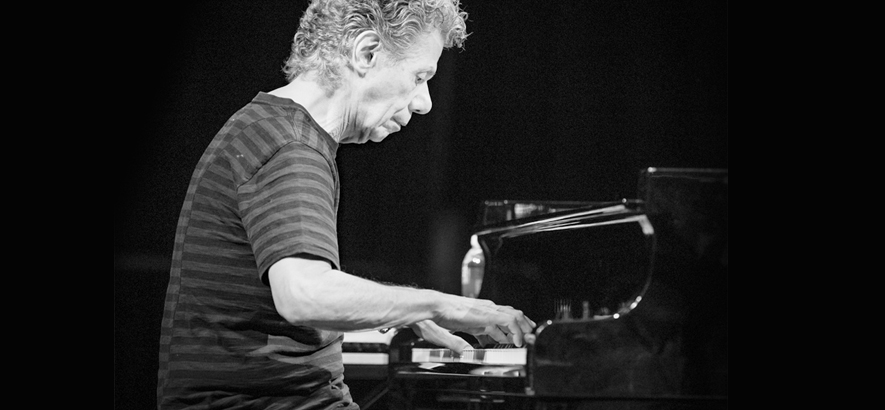 Foto von Chick Corea, der im Alter von 79 Jahren gestorben ist.