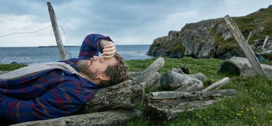 Foto des Musikers und Sängers John Grant, dessen aktuelle Single „Boy From Michigan“ heute unser Track des Tages ist.