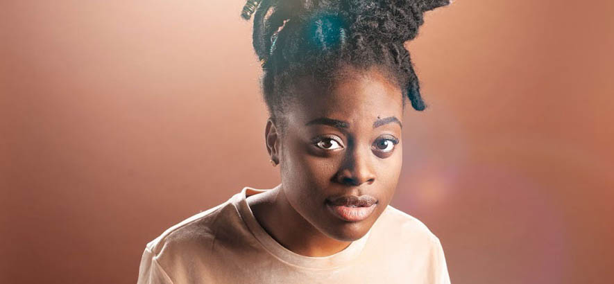 Foto der Detroiter Rapperin Siena Liggins, deren Stück „No Valet“ heute unser Track des Tages ist.