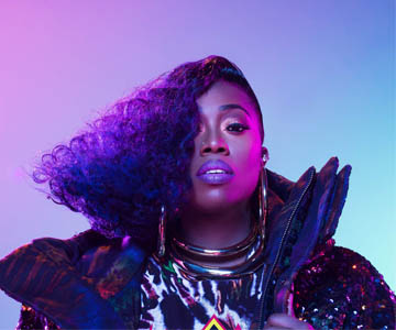 „Miss E … So Addictive“ von Missy Elliott wird 20