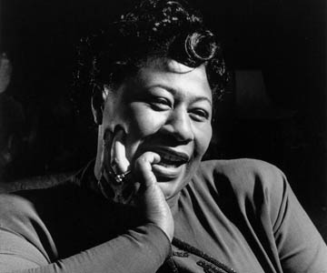 Zum 25. Todestag von Ella Fitzgerald: „How High The Moon“