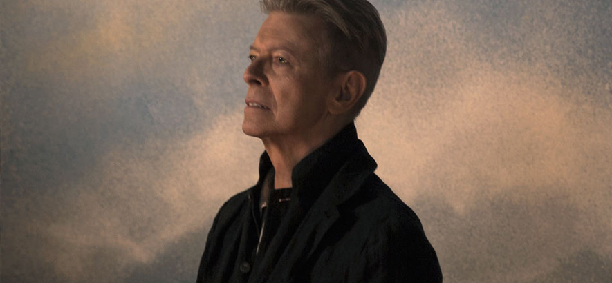 Foto von David Bowie, dessen unveröffentlichtes Album „Toy“ im November 2021 erscheint.