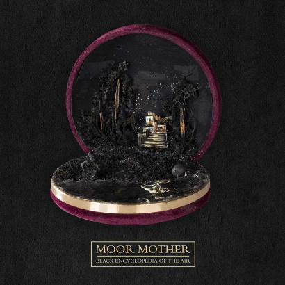 Moor Mother – „Black Encyclopedia Of The Air“ (Rezension)