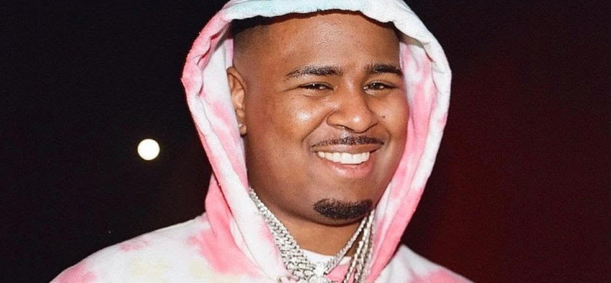 Foto des West-Coast-Rappers Drakeo The Ruler, der bei einer gewalttätigen Auseinandersetzung auf einem Musikfestival ums Leben gekommen ist.
