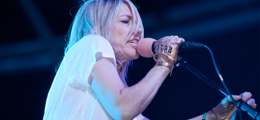 „Grass Jeans“: Kim Gordon veröffentlicht Benefiz-Track