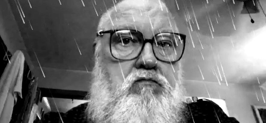 Pressebild des Musikers R. Stevie Moore, zu dessen 70. Geburtstag sein Song „Compatibility Leaves“ unser Track des Tages ist.