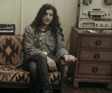 „Like Exploding Stones“: neue Single und Albumankündigung von Kurt Vile