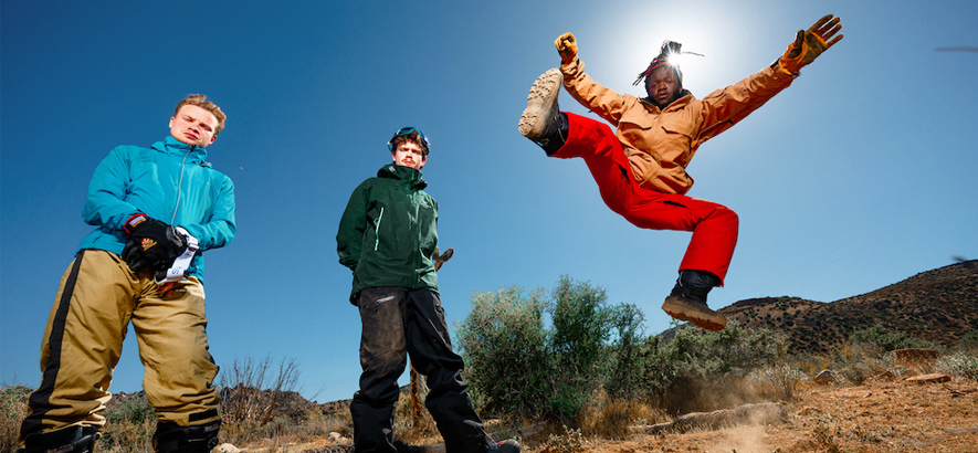 Foto der Band Black Midi, die ein neues Musikvideo zur Single „Eat Men Eat“ herausgebracht hat.