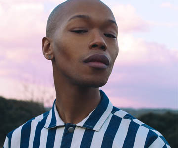 „Tell Me Your Politik“ von Nakhane mit Moonchild Sanelly & Nile Rodgers