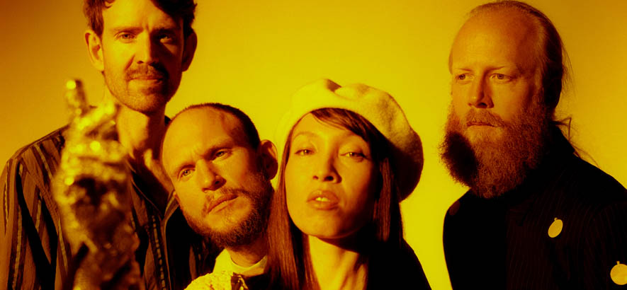 Pressefoto der Band Little Dragon, deren Stück „Frisco“ heute unser Track des Tages ist.