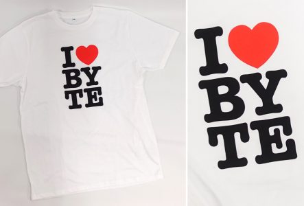 Neu im ByteFM Shop: T-Shirt „I Love Byte“