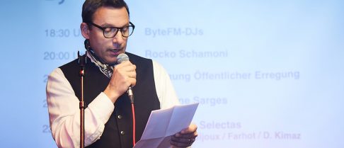 Ein ganzer Ozean voller Musik: Rocko Schamoni zum 15. Geburtstag von ByteFM