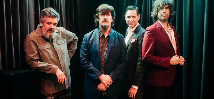 Pressebild der Band The Mountain Goats, deren Song „Clean Slate“ heute unser Track des Tages ist.