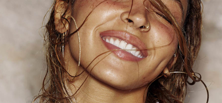 R&B aus der Grauzone: „Talk To Me Nice“ von Tinashe