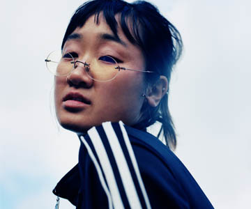 Bossa, Elektronik und Hoffnung: „Easy Breezy“ von Yaeji