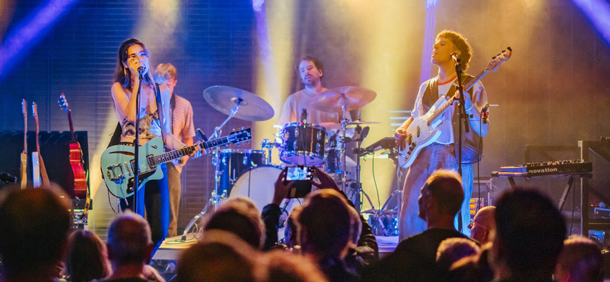 "Brockhoff auf dem Reeperbahn Festival 2023 (Credit: Christian Hedel)