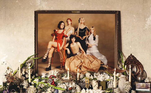 The Last Dinner Party – „Prelude To Ecstasy“ (Album der Woche)