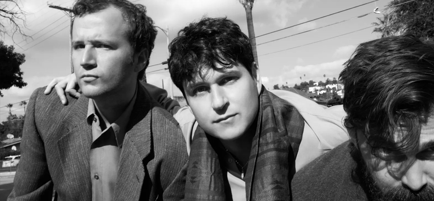 „Only God Was Above Us“: Albumankündigung von Vampire Weekend