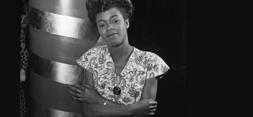 Pressebild von Sarah Vaughan, deren Song „Black Coffee“ heute unser Track des Tages ist.